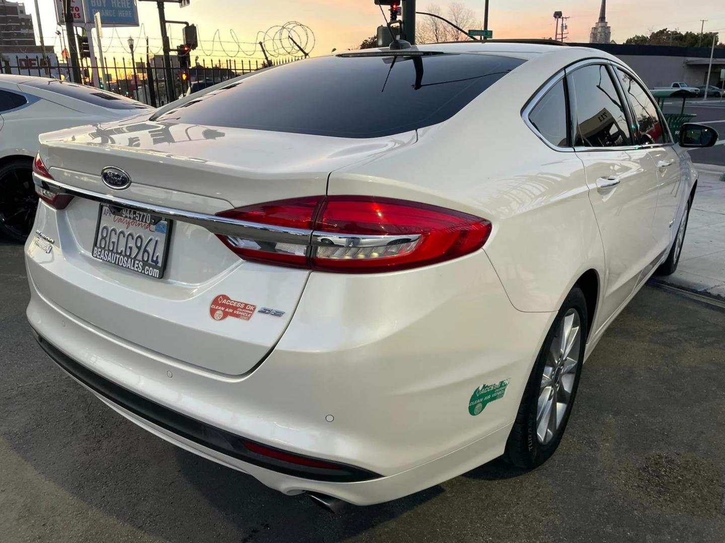 2017 WHITE /BLACK Ford Fusion Energi (3FA6P0PU0HR) , located at 744 E Miner Ave, Stockton, CA, 95202, (209) 944-5770, 37.956863, -121.282082 - PLUS TAXES AND FEES - Photo#12